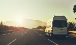 Călătoriile cu transportul interraional se ieftinesc după o perioadă de scumpiri