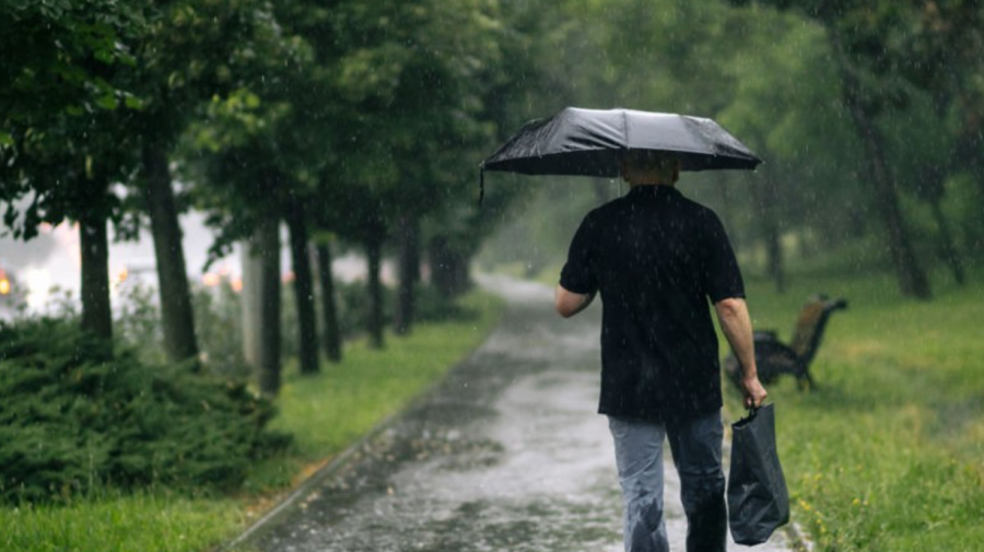 Meteorologii anunță Cod galben de instabilitate atmosferică! Recomandările autorităților