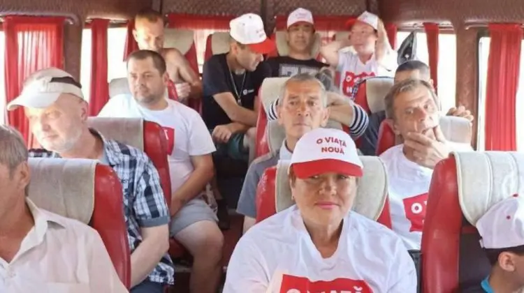 FOTO Gata de proteste! Autobuze cu oameni se îndreaptă în PMAN
