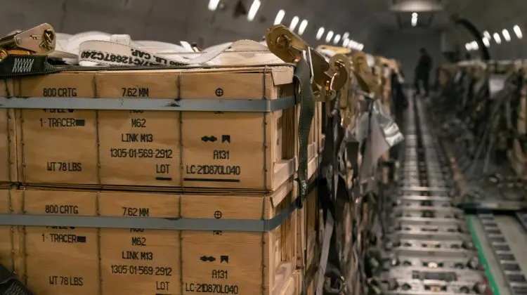 VIDEO Europol raportează cazuri de contrabandă cu arme și produse militare din Ucraina
