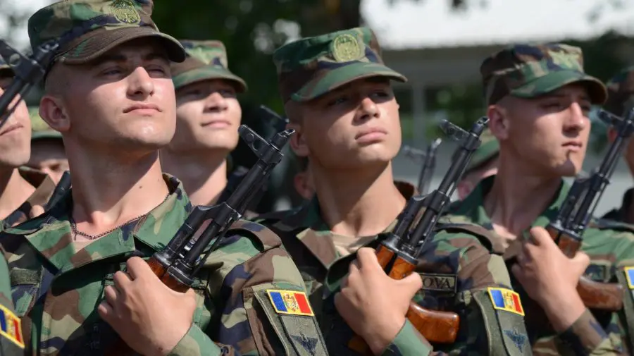 FOTO Peste 230 de soldați au depus jurământul militar. Unde s-a desfășurat ceremonia