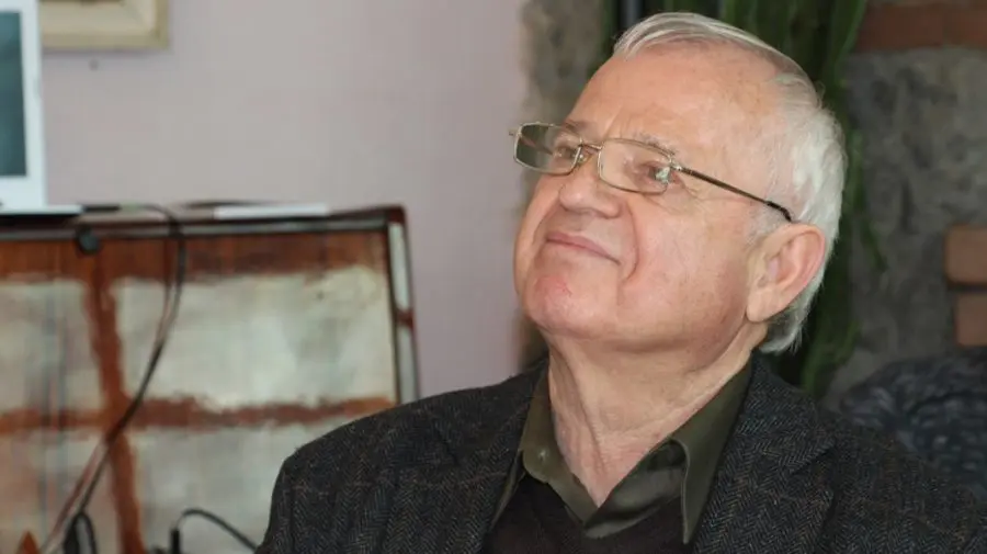 Gheorghe Calamanciuc a murit. „Și-a luat penița de aur și s-a dus în ceruri să-i răsfețe pe îngeri cu scrierile sale”
