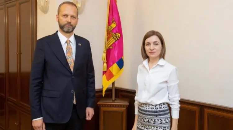 Întrevedere la Președinție. Agenda europeană, discutată de Maia Sandu și ambasadorul UE