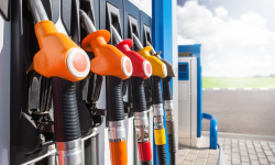 O nouă ieftinire a carburanților. Motorina va costa cu 19 bani mai puțin