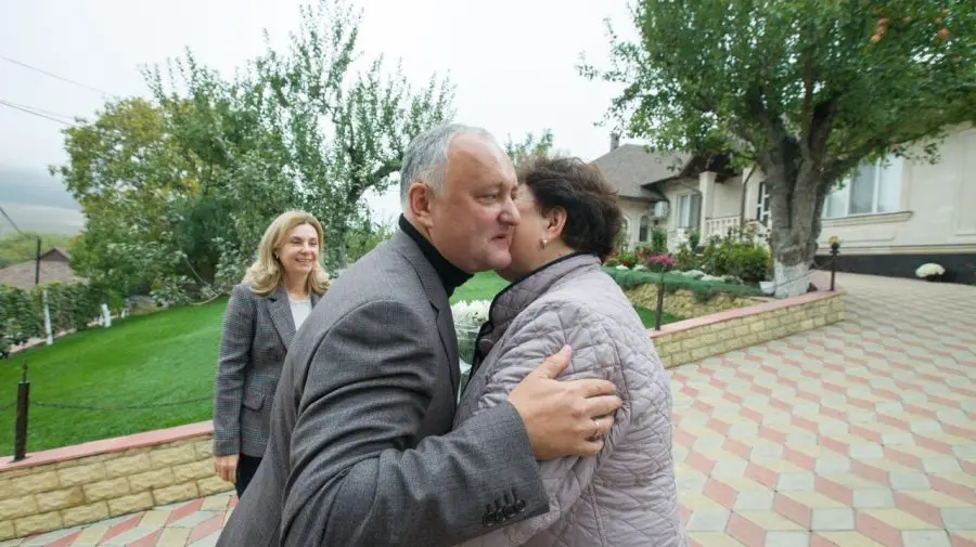 VIDEO Ex-președintele Igor Dodon, la Judecătorie: Mama se simte foarte rău
