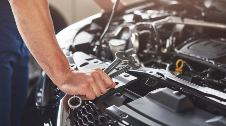 De ce trebuie să mergi cu maşina periodic la un service auto? Sfaturi utile pentru toți șoferii