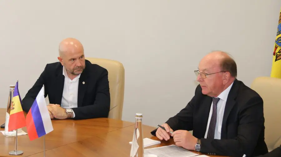 Ministerul Agriculturii caută soliții după embargoul impus de ruși. Ambasadorul Rusiei la Chișinău invitat la discuții