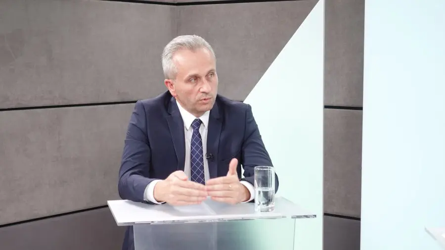 Ministrul Educației calmează spiritele! Anatolie Topală: Studiile vor avea loc cu prezența fizică!