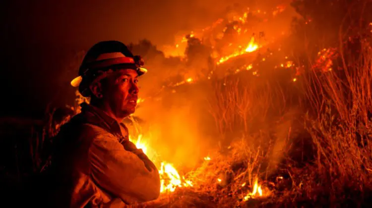 VIDEO Incendii devastatoare în Spania. Un tren cu pasageri a fost cuprins de flăcări