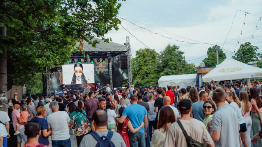 Cunoaște-l pe fondatorul celui mare organizator de evenimente din țară! Și-a început cariera la Ministerul Finanțelor