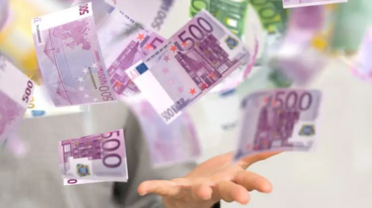 Zi bună pentru a schimba euro! CURS VALUTAR 12 august