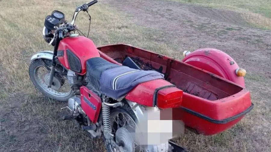 FOTO Un cioban din Soroca, bătut și jefuit! Hoții au sustras două motociclete