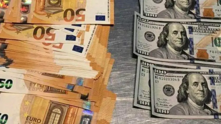Încă unul nu știa: Bărbat care pleca în UE, reținut cu mii de dolari nedeclarați pe Aeroportul Chișinău