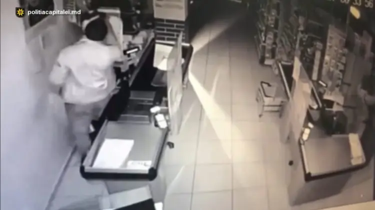 VIDEO A vrut să se îndulcească, iar acum riscă patru ani de închisoare! Isprava unui chișinăuian