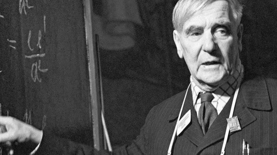 FOTO Cunoaște-l pe Piotr Kapița, remarcabilul fizician cu rădăcini basarabene