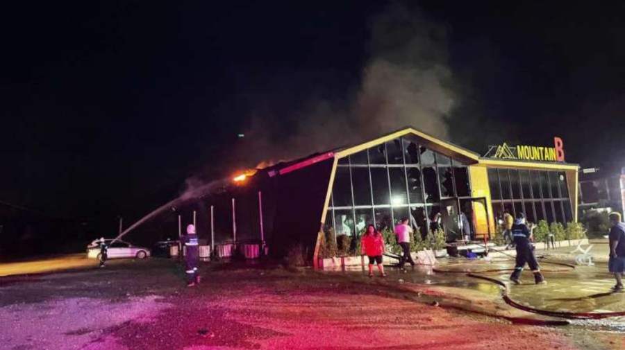 VIDEO Incendiu într-un club de noapte din Thailanda. Cel puţin 13 morţi şi 40 de răniţi
