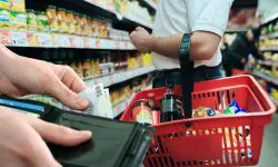Ce scumpiri ne așteaptă din toamnă: Factura la gaz crește cu 40%; șoferii vor achita mai mult pentru RCA