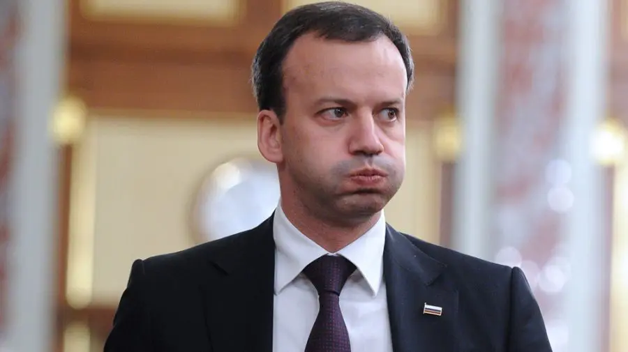 Rusul Dvorkovici a fost reales președinte FIDE. Kremlinul se mândrește, chiar dacă îl are de „trădător național”