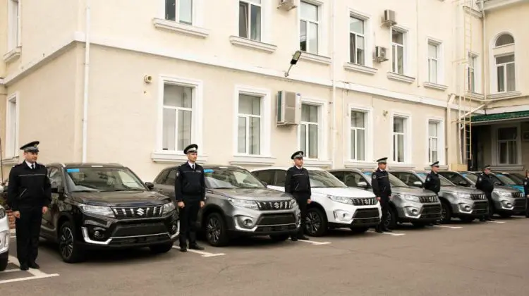 FOTO Donație de 500 de mii de euro. Agenția ONU pentru refugiați a dotat BMA cu mașini Suzuki Vitara și alte bunuri