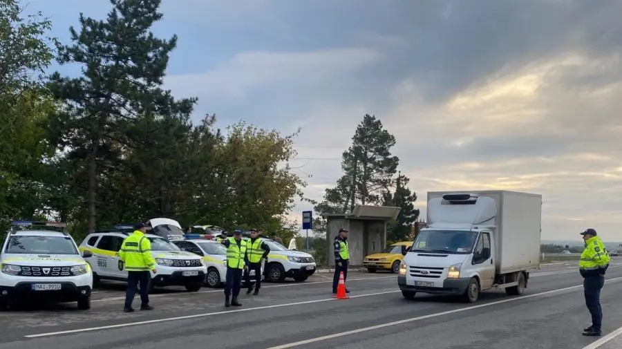 FOTO Filtru pe un traseu din Fălești! Au fost aplicate amenzi de aproape 12 mii de lei