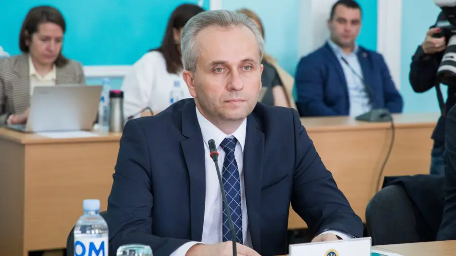 VIDEO Veste bună pentru studenți! Doctoranzii vor primi burse mai mari