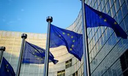 Îngrijorări în Comisia UE: Țara care riscă să nu reușească traducerea legislației, până la integrarea europeană