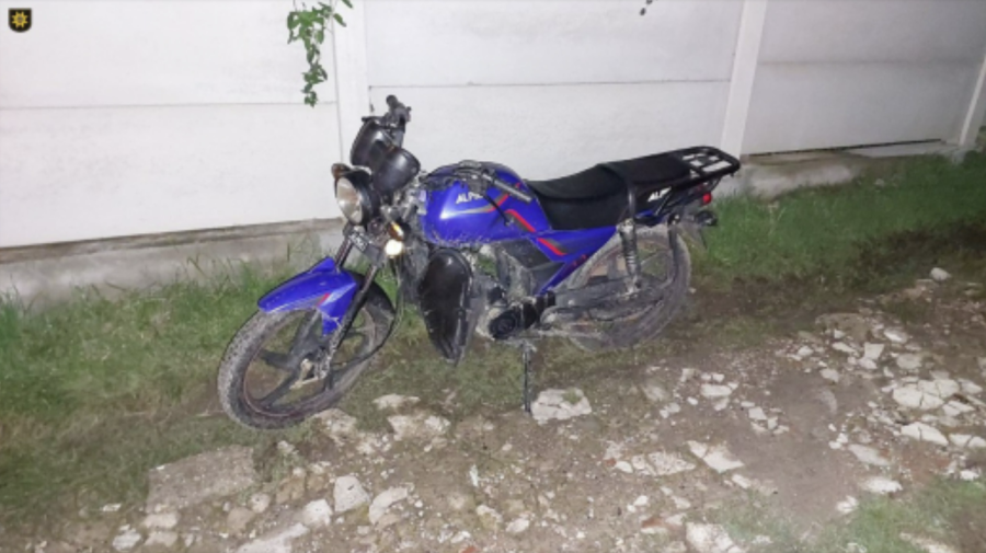 VIDEO Motociclete în valoarea de 36 mii de lei – sustrase din câteva gospodării. Ce spune poliția despre suspect