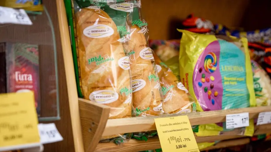 În toate magazinele sociale ”Merișor”, pâinea costă 1 leu