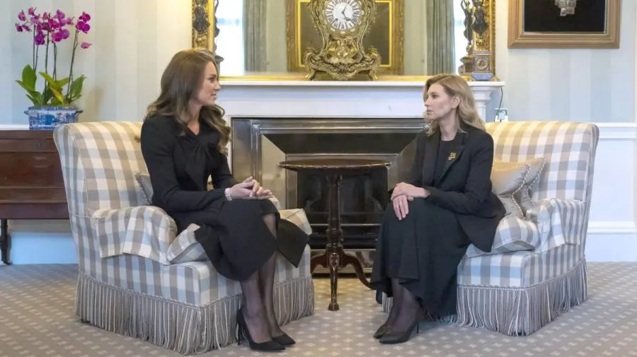 VIDEO Olena Zelenska, primită de Prințesa Catherine la Palatul Buckingham. Va reprezenta Ucraina în absența soțului său