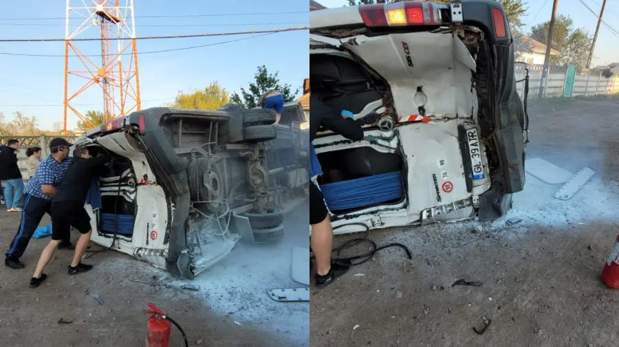 Secvențe VIDEO cu accidentul de la Galați: Opt copii sunt răniți. Momentul în care microbuzul este ridicat