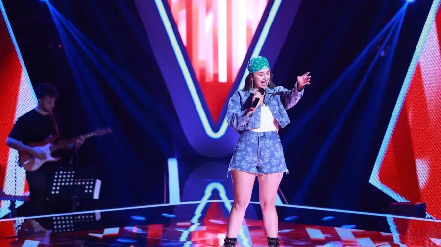 VIDEO O tânără din Moldova a făcut furori la Vocea României! Valeria Marcu a întors toate scaunele. Vezi pe cine a ales