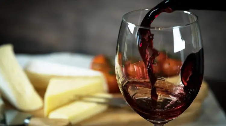 Ce se întâmplă cu corpul tău dacă renunți la alcool: scade riscul de a dezvolta anumite tipuri de cancere