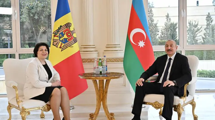 FOTO Natalia Gavrilița a ajuns la Baku! Prim-ministra a reușit deja să se întâlnească cu președintele azer