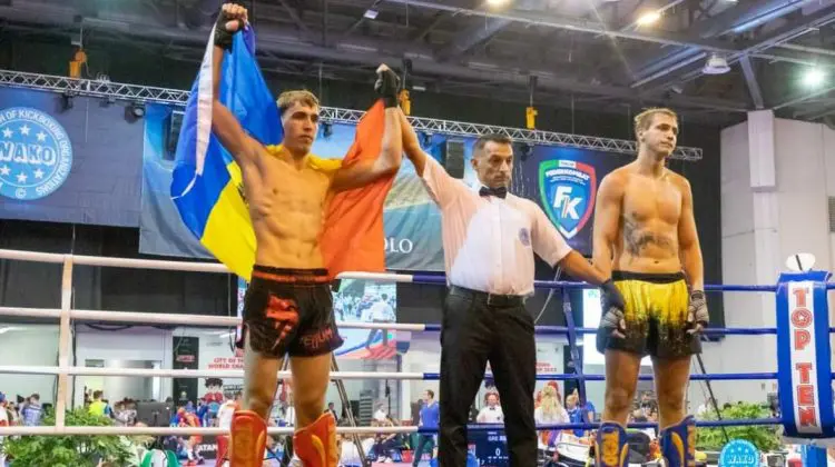 FOTO Sportivii moldoveni au cucerit 17 premii la Mondialele de kickboxing WAKO printre Copii, Cadeți și Juniori