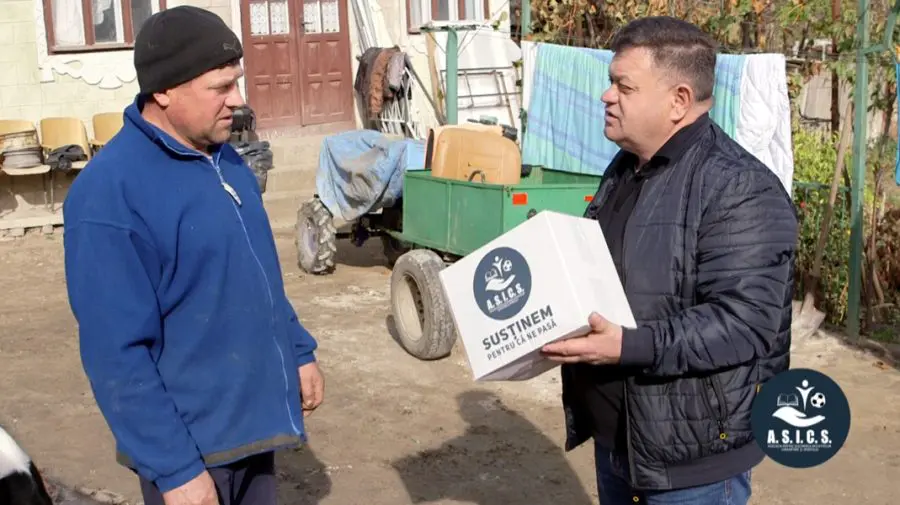 FOTO, VIDEO Ajutoarele din partea asociației A.S.I.C.S. au ajuns la pompierii voluntari din Sipoteni, raionul Călărași