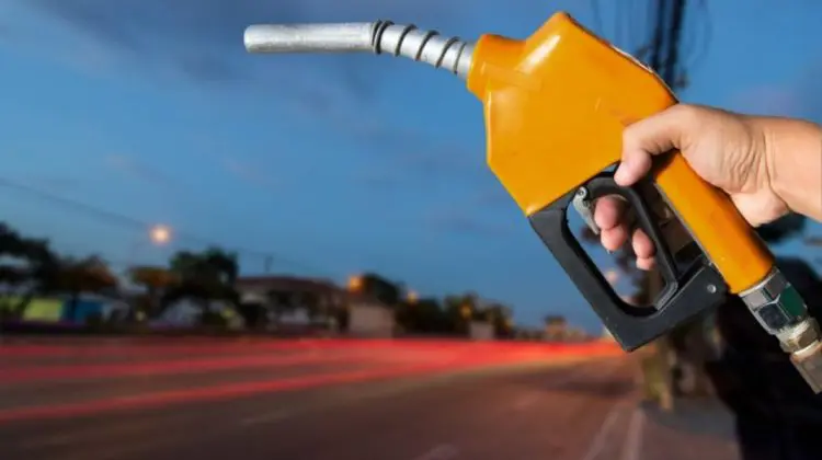 Tarifele ANRE îi afectează emoțional pe șoferi! Motorina se scumpește cu 58 de bani