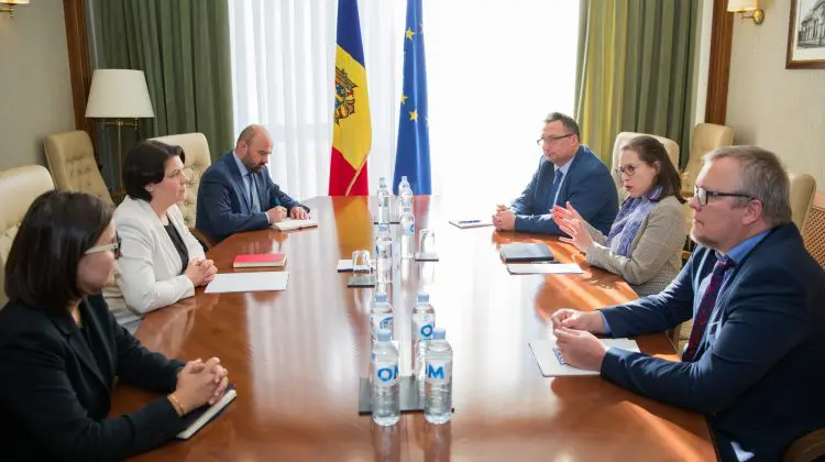 FOTO Premierul Gavrilița s-a întâlnit cu noua șefă a misiunii OSCE în Moldova. Despre ce au discutat