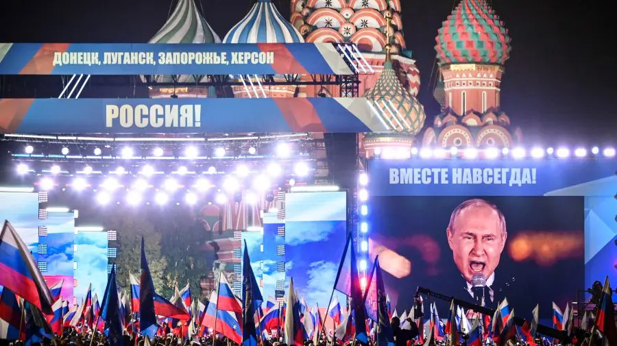 Putin a sărbătorit anexarea celor patru teritorii din Ucraina într-o haină de 7500 EURO