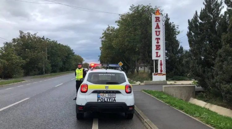 Fac tot ce le trece prin cap! Câți șoferi au încălcat în acest weekend regulile de circulație