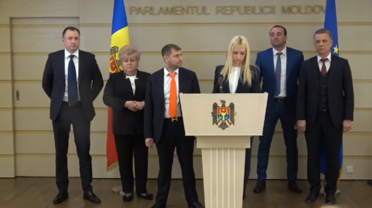 Chiuleala colectivă i-a lăsat fără o bună parte din salariu. Cum i-a pedepsit Parlamentul pe deputații Șor și unul PCRM