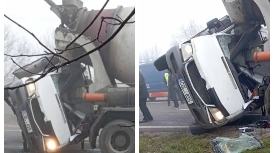 FOTO Accident grav în raionul Soroca. Un microbuz s-a izbit într-o betonieră