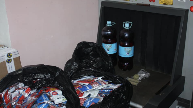 FOTO S-a acționat cu viteza luminii! Ce produse urmau să ajungă, ilegal, în celula unui deținut de la Cahul