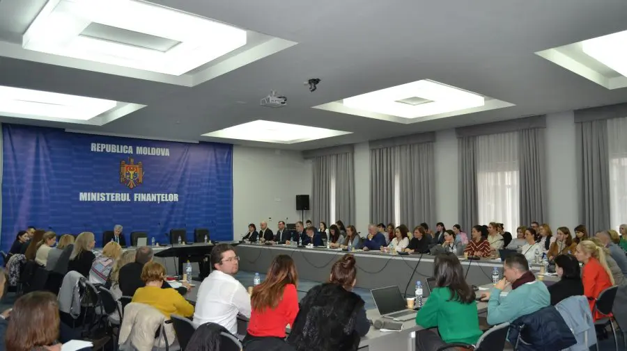 FOTO Proiectul politicii bugetar-fiscale pentru 2023, discutat cu societatea civilă! Ce propuneri au fost înaintate