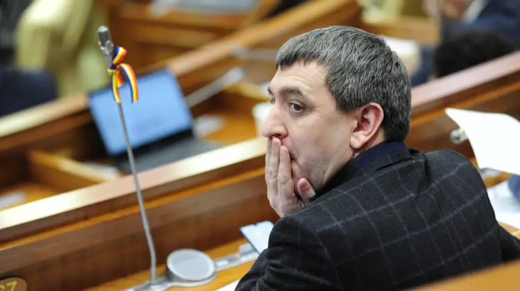 PAS decide astăzi candidații la alegerile locale. Lilian Carp – candidat la Primăria Chișinău