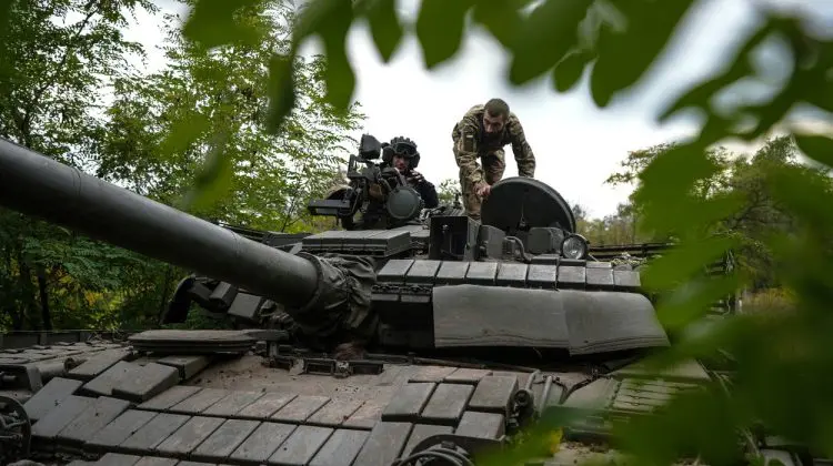 VIDEO Cum arată un Mastiff britanic din armata ucraineană după ce a fost lovit de un lansator de grenade