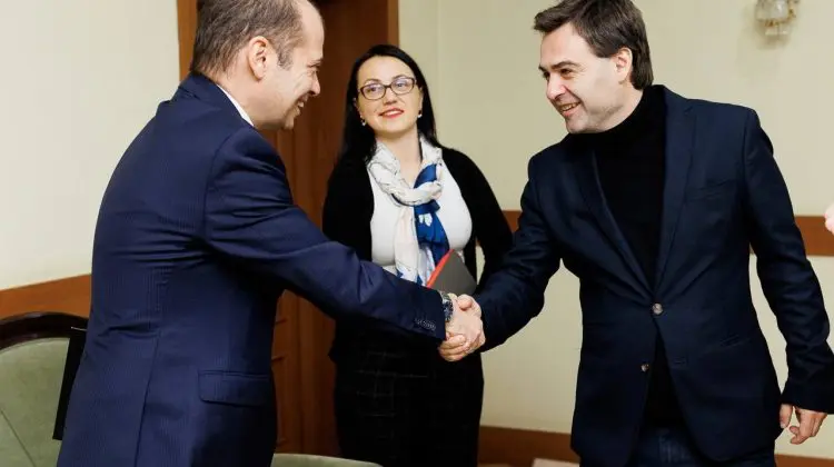 FOTO Noul ambasadorului al Turciei și-a început misiunea diplomatică. Nicu Popescu i-a urat bun venit în țara