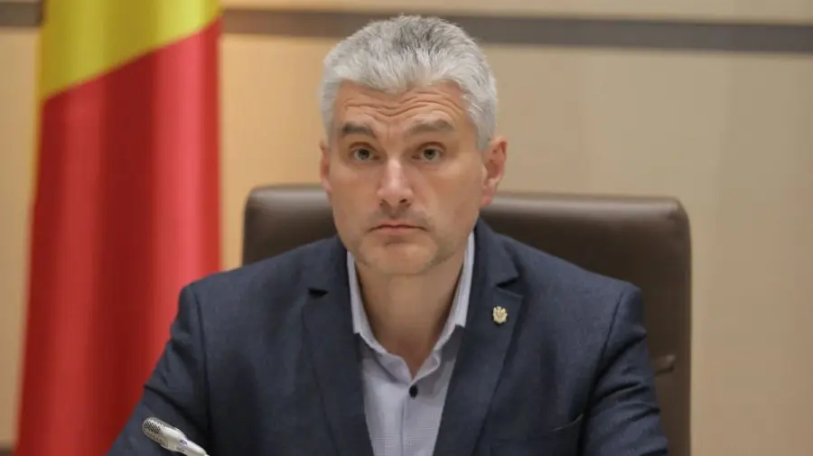 Alexandru Slusari: Greul abia începe. Cineva cu impertinență cere gaz, spunând ,,duceți-vă la Moscova și faceți ceva”