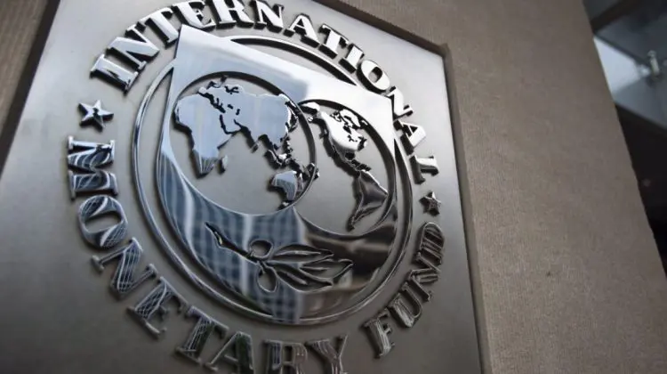 Peste economia Moldovei se adună nori negri. FMI: Scumpirile erodează veniturile