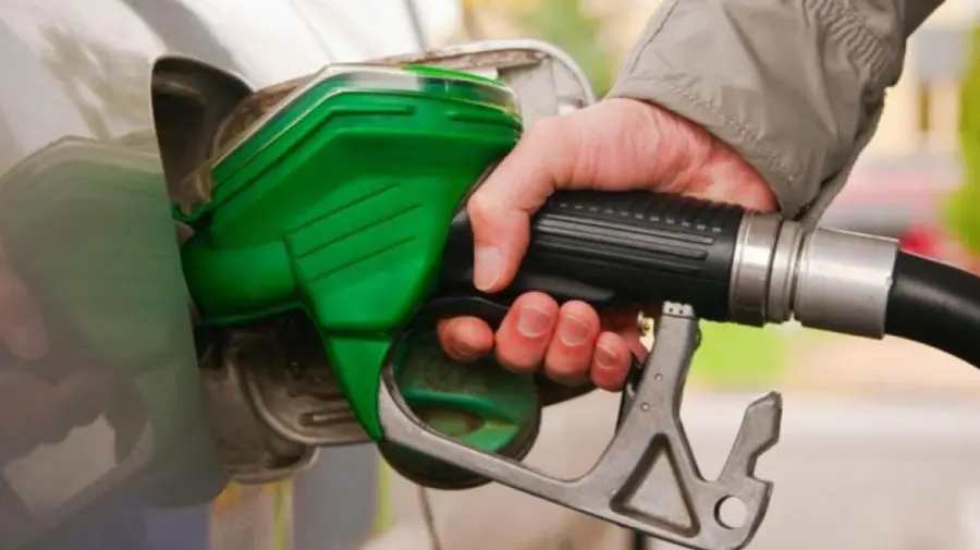 Veste bună la mijloc de săptămână! Benzina coboră sub 23 de lei. Se ieftinește și motorina
