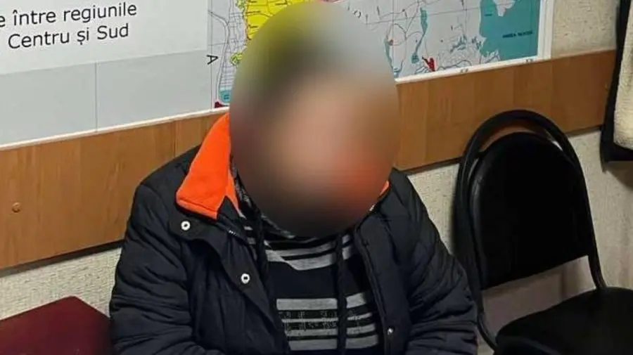 Pedeapsa a găsit-o peste cinci ani! O femeie condamnată pentru trafic de copii, reținută